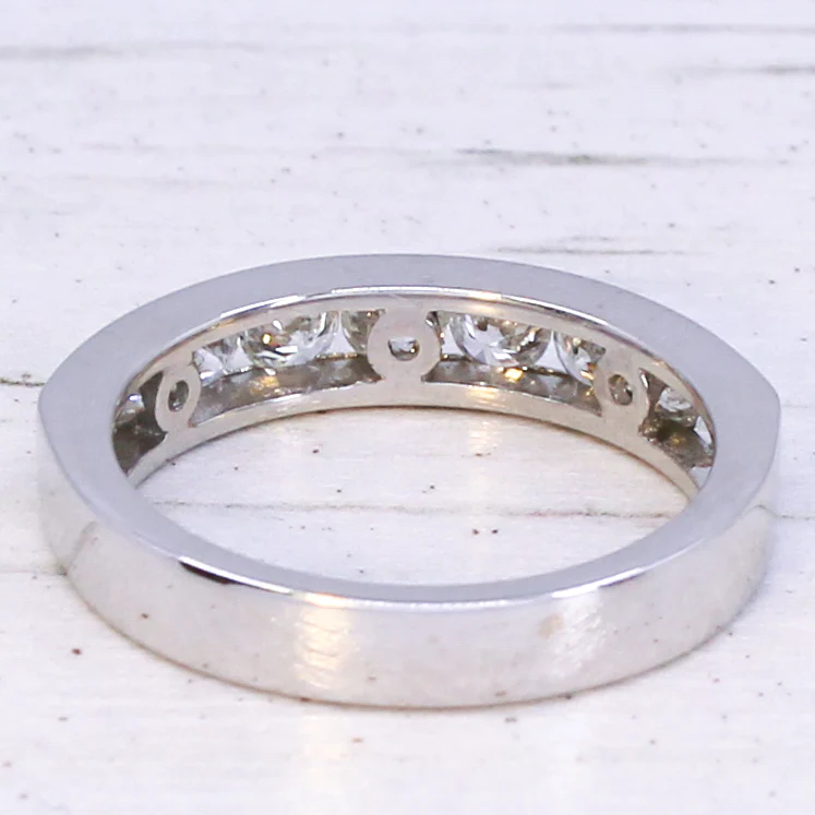 Modern 1.00 Carat Diamond Half Eternity Ring, 18k White Gold, size M - Image 5