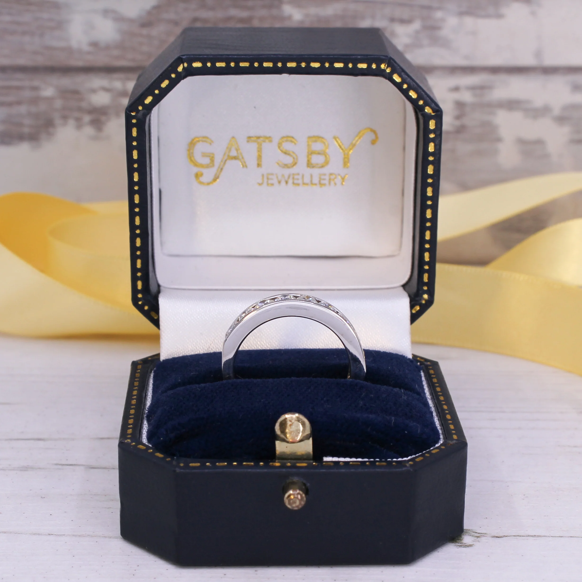 Modern 1.00 Carat Diamond Half Eternity Ring, 18k White Gold, size M - Image 9