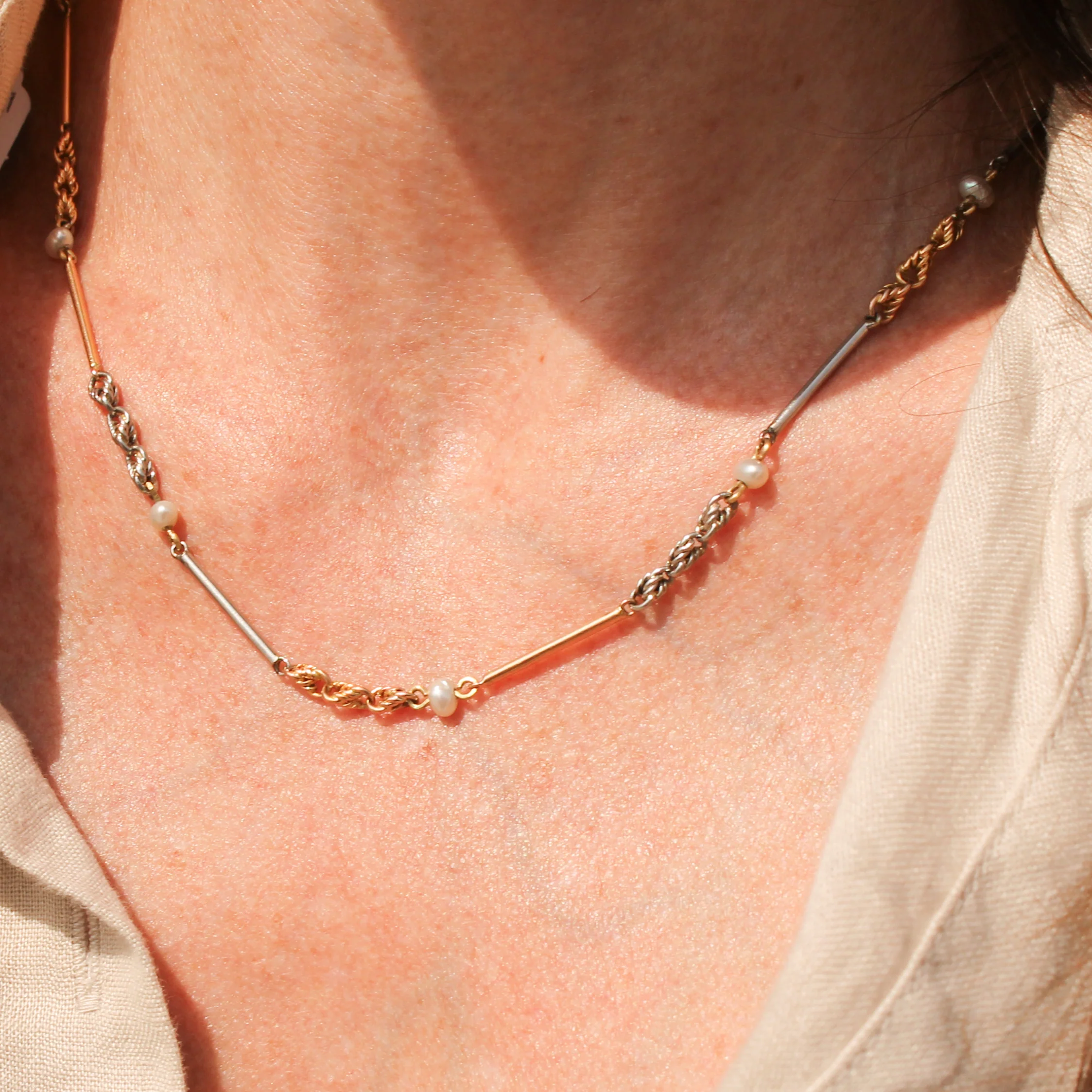 Natural Seed Pearl Chain Necklace in 18k Yellow Gold & Platinum, circa 1960 - Image 4