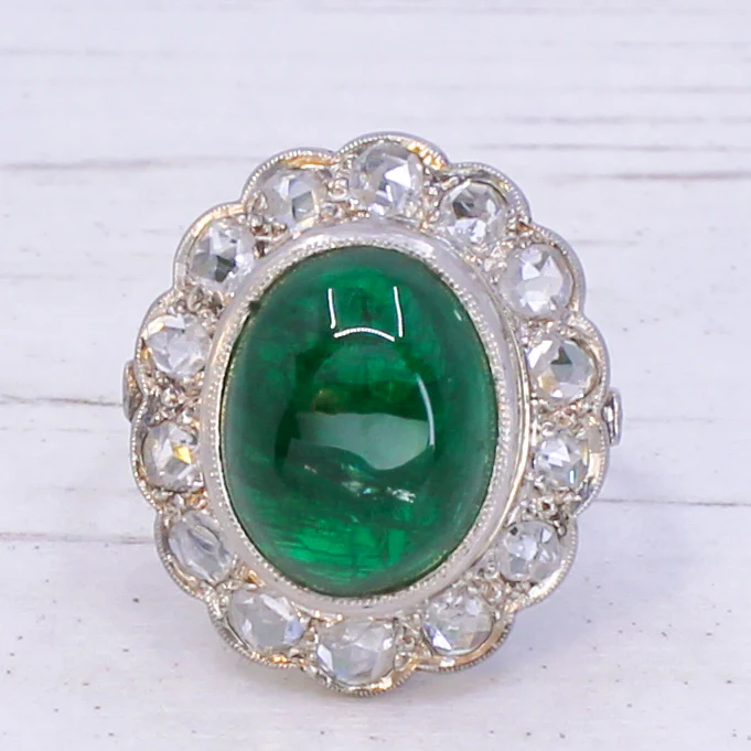 Retro 7.61 Carat Cabochon Emerald & Rose Cut Diamond Cluster Ring, circa 1955 - Image 3