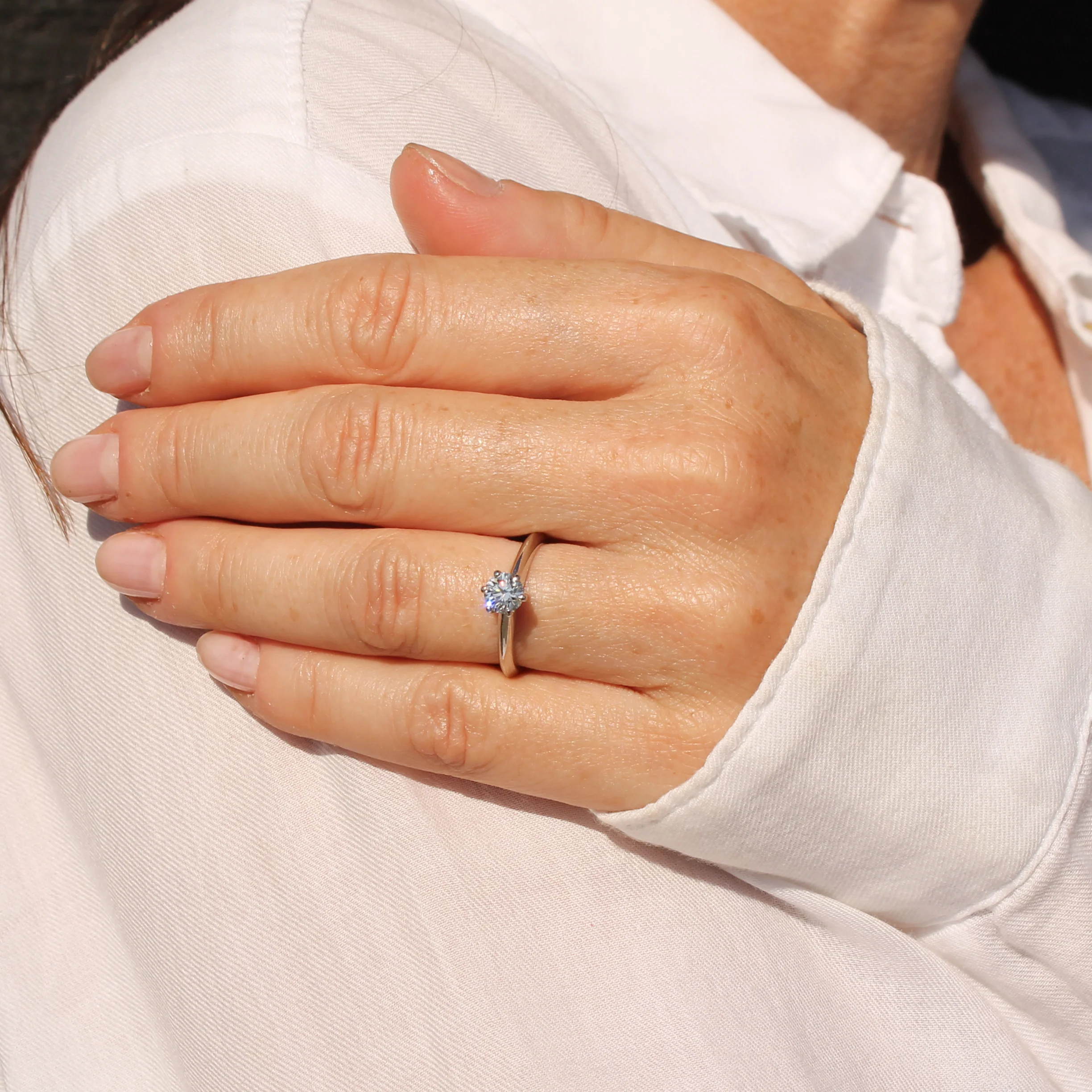 TIFFANY & CO. 0.45 Carat Round Brilliant Cut Diamond Engagement Ring, Platinum - Image 8