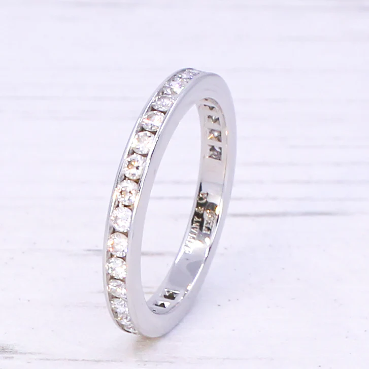 TIFFANY & CO. Tiffany Setting Wedding Band, Platinum, size I - Image 3