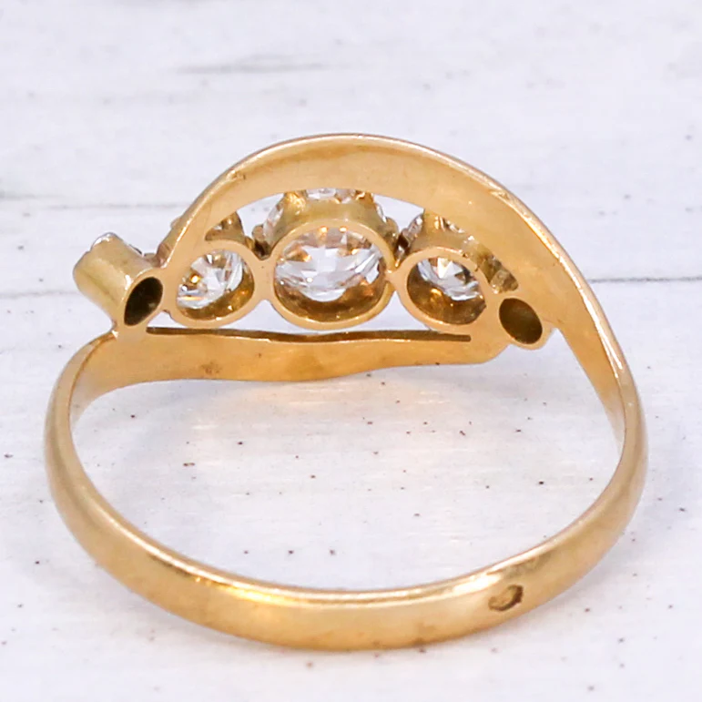 Victorian 0.60 Carat Old Cut Diamond Five Stone Ring, circa 1900 - Image 5
