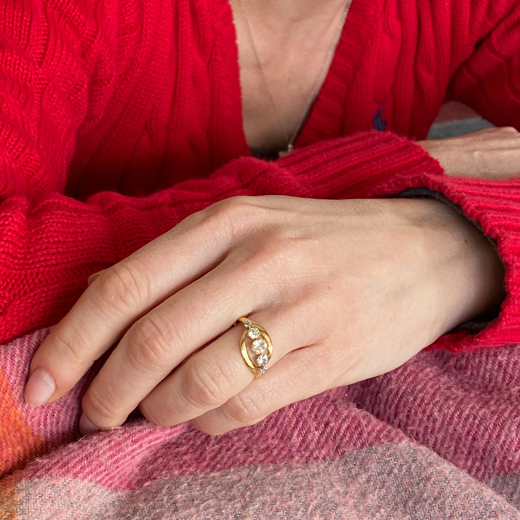 Victorian 0.60 Carat Old Cut Diamond Five Stone Ring, circa 1900 - Image 8