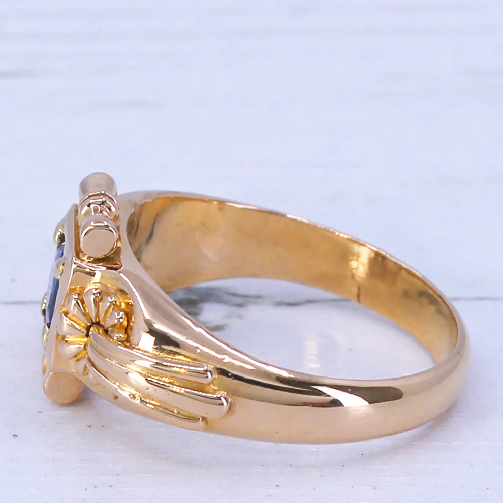 Victorian 0.81 Carat Sapphire Solitaire Ring, circa 1900 - Image 4