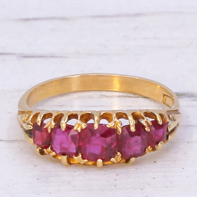 Victorian 1.00 Carat Natural Ruby Five Stone Ring, circa 1900 - Image 3