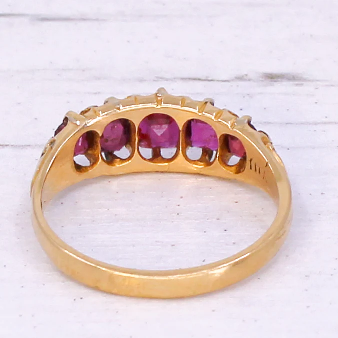 Victorian 1.00 Carat Natural Ruby Five Stone Ring, circa 1900 - Image 5
