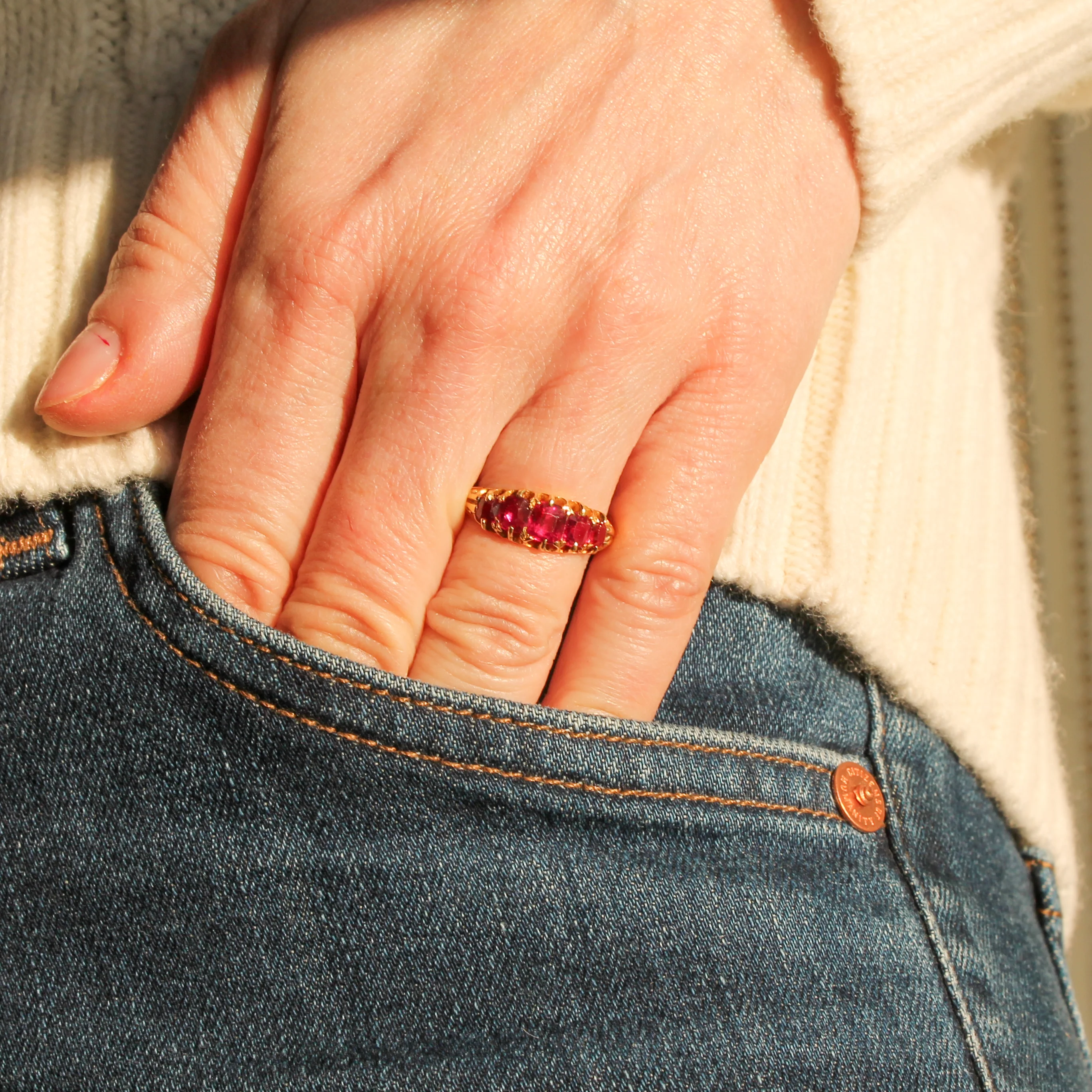 Victorian 1.00 Carat Natural Ruby Five Stone Ring, circa 1900 - Image 6