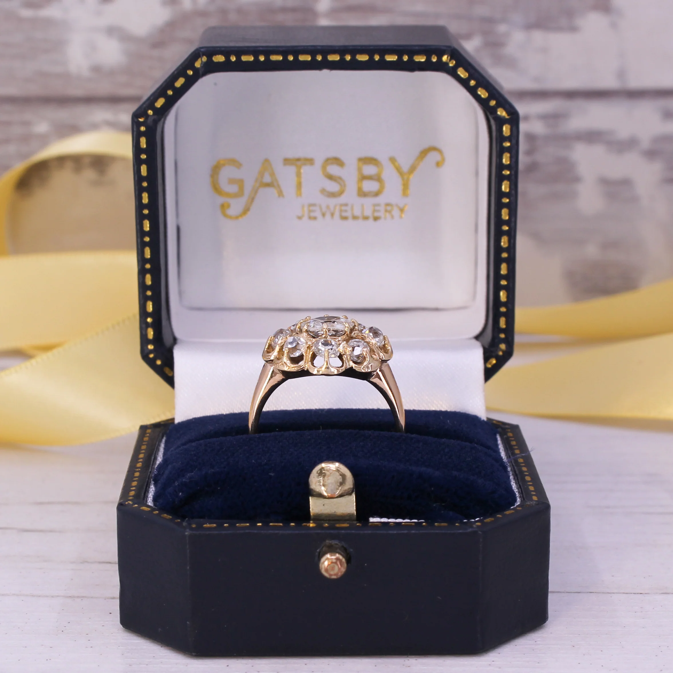 Victorian 1.55 Carat Old Cut Diamond Cluster Ring, circa 1900 - Image 9