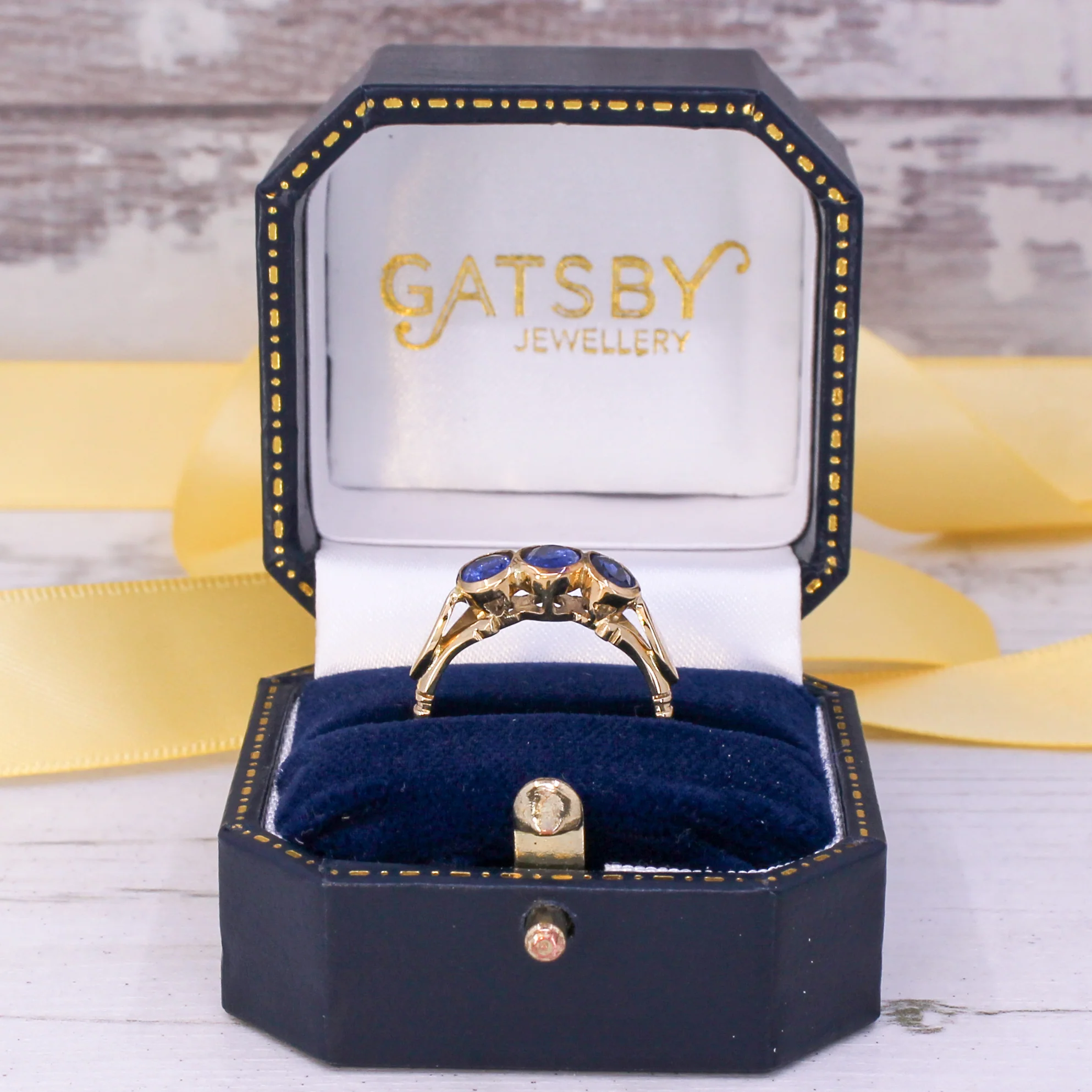 Victorian 1.70 Carat Natural Burmese Sapphire Trilogy Ring, circa 1900 - Image 8