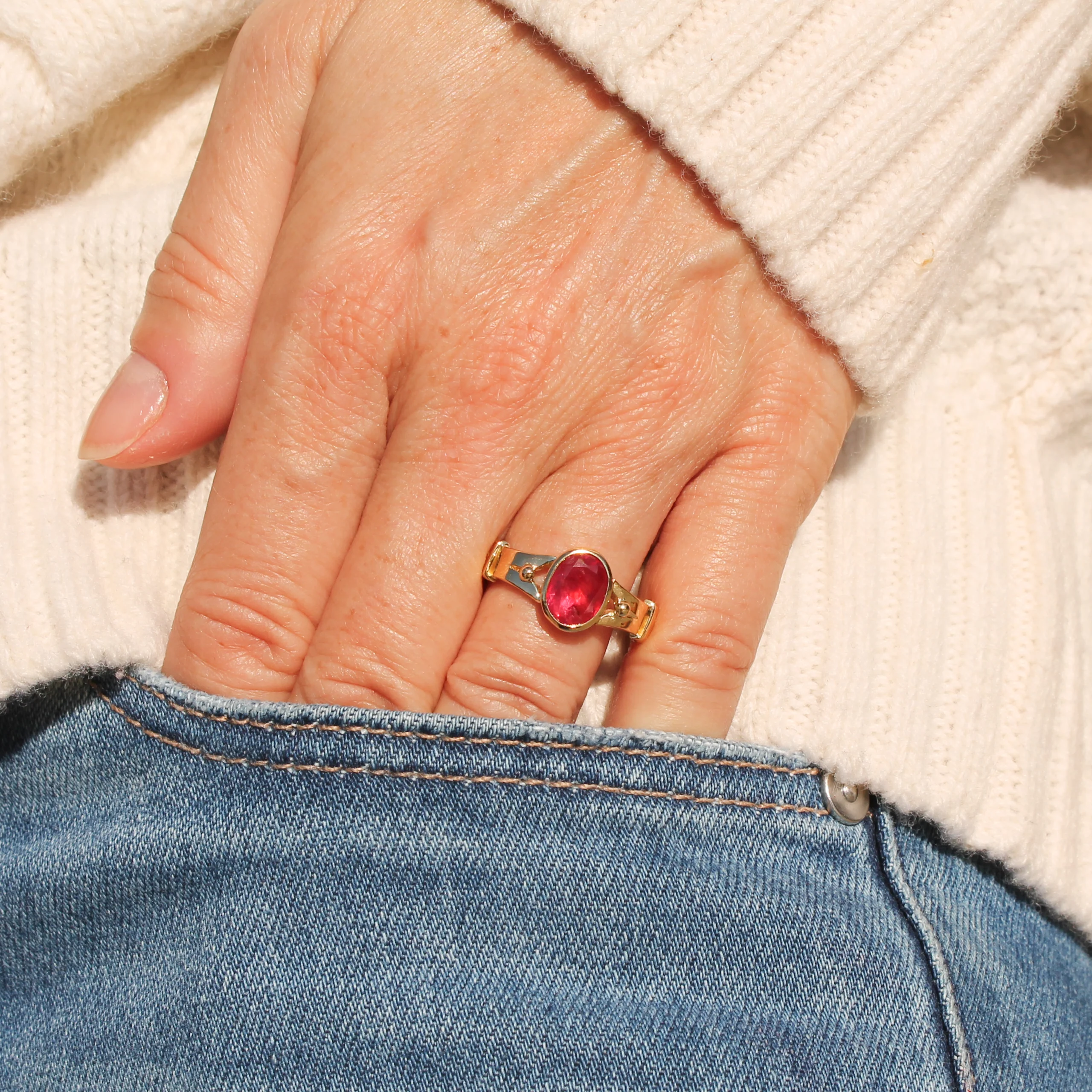 Victorian 1.88 Carat Unheated Burmese Ruby Solitaire Ring, circa 1900 - Image 2