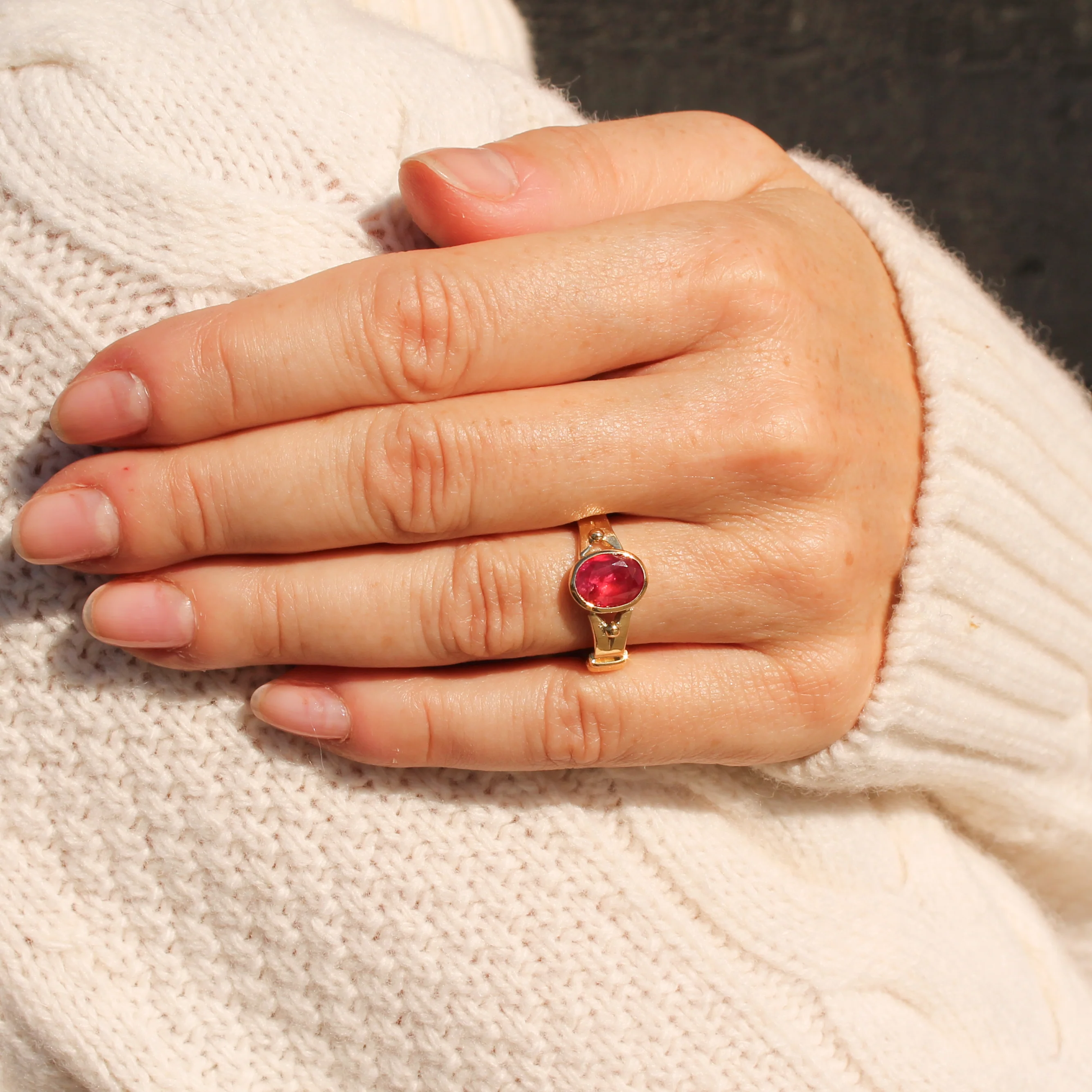 Victorian 1.88 Carat Unheated Burmese Ruby Solitaire Ring, circa 1900 - Image 6