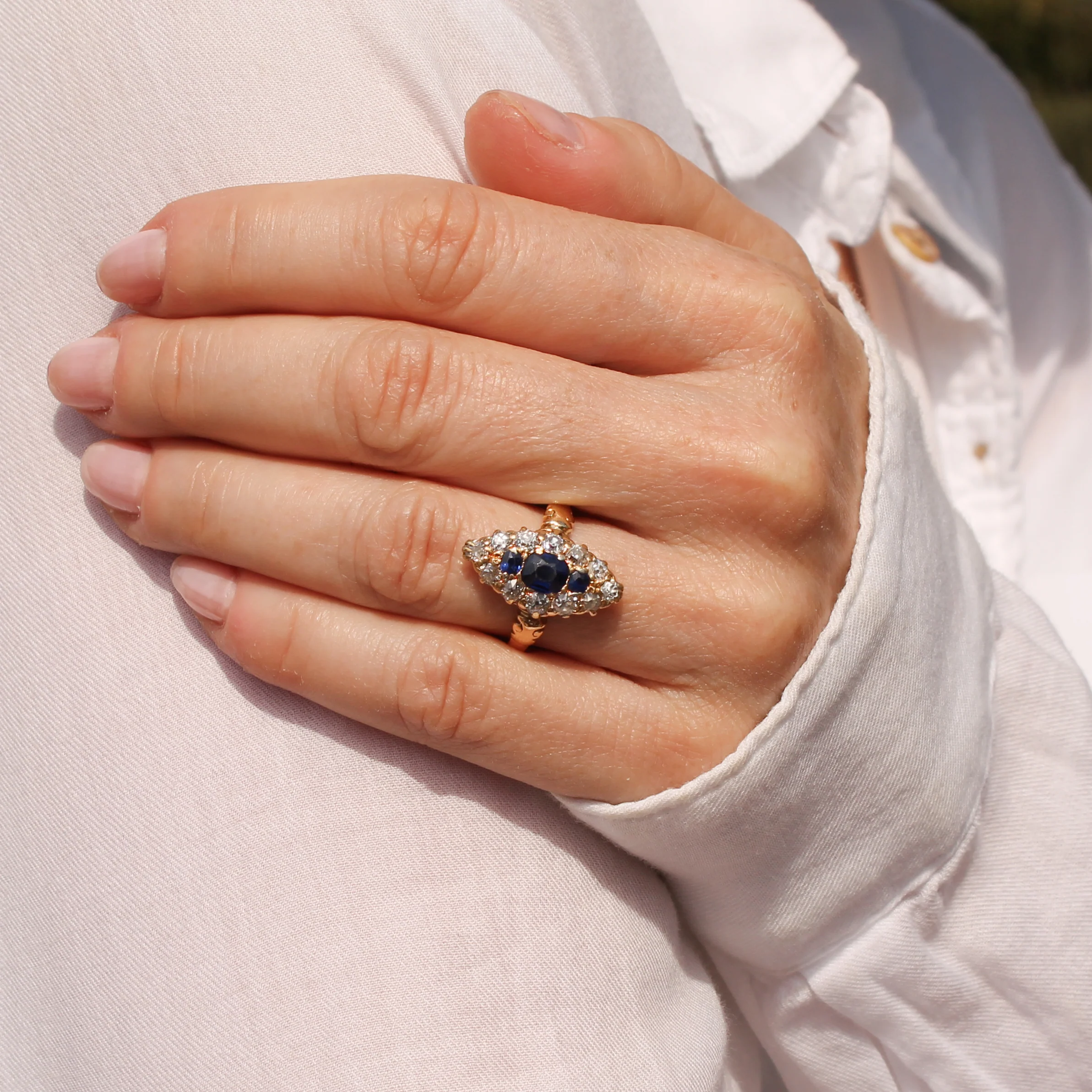 Victorian Natural Sapphire & Old Cut Diamond Marquise Cluster Ring, circa 1900 - Image 7