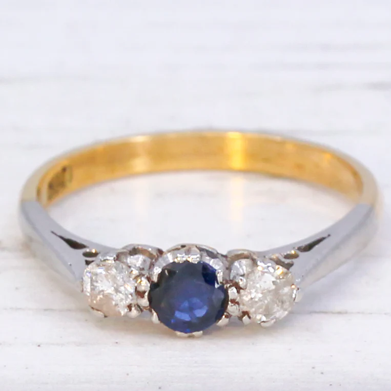 Vintage 0.20 Carat Sapphire & 0.20 Carat Diamond Three Stone Ring, circa 1950 - Image 3