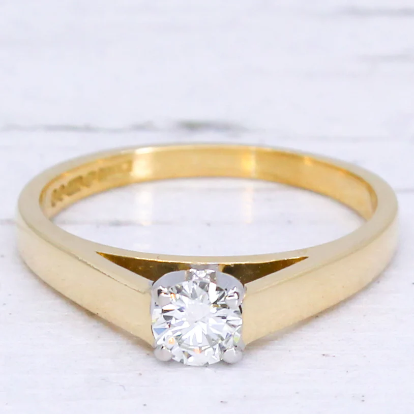 Vintage 0.33 Carat Brilliant Cut Diamond Engagement Ring, dated 1991 - Image 3