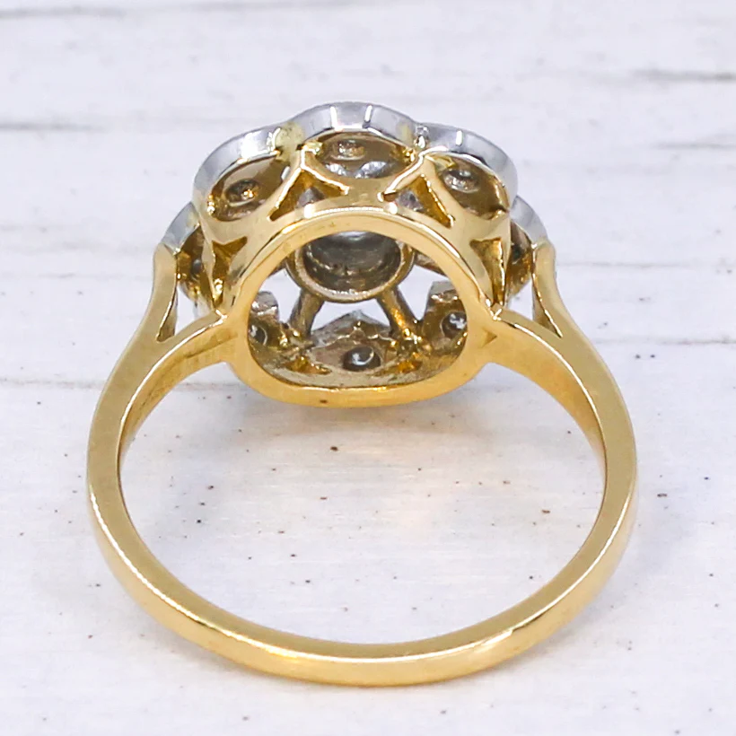 Vintage 0.40 Carat Old Cut Diamond Cluster Ring, circa 1925 - Image 5