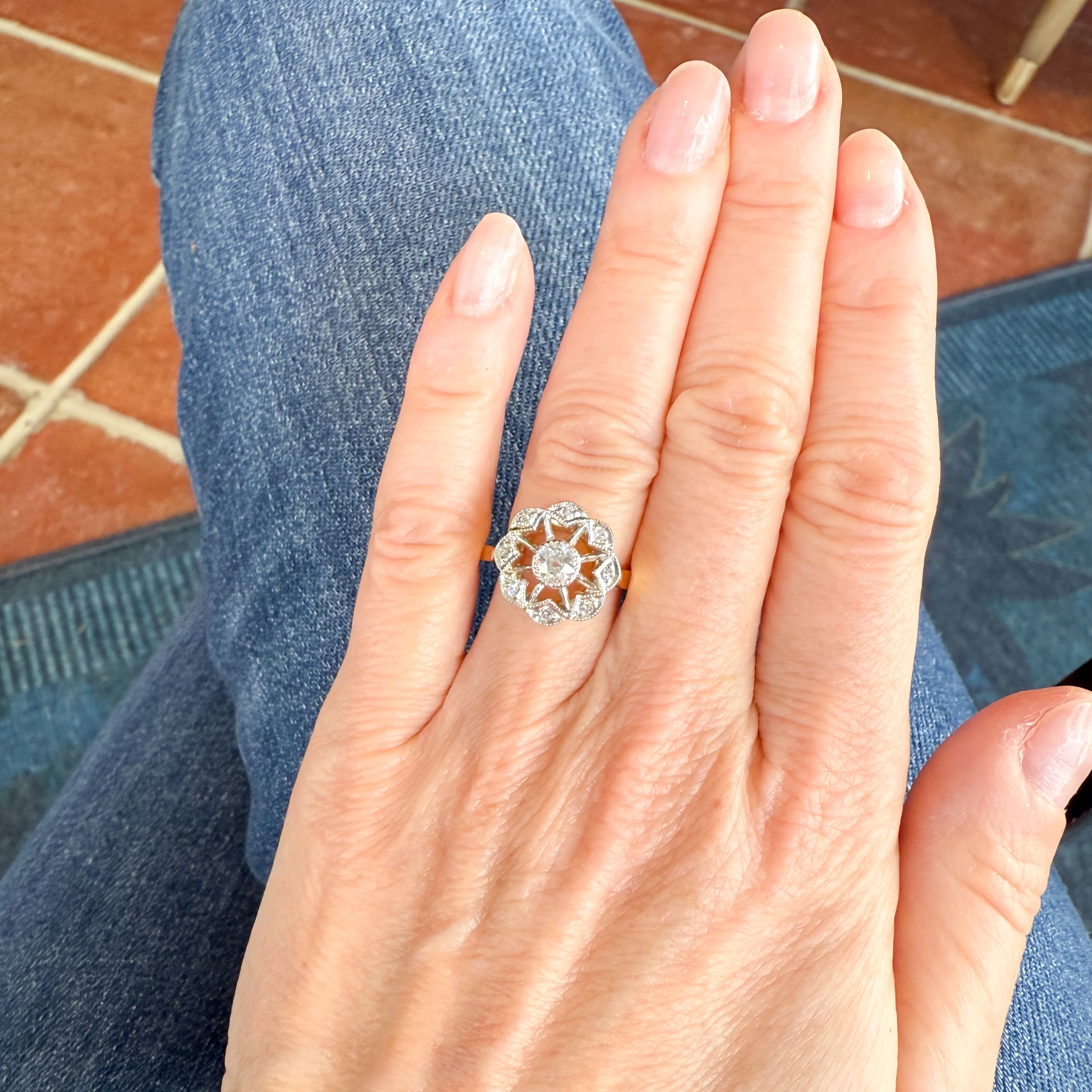 Vintage 0.40 Carat Old Cut Diamond Cluster Ring, circa 1925 - Image 7