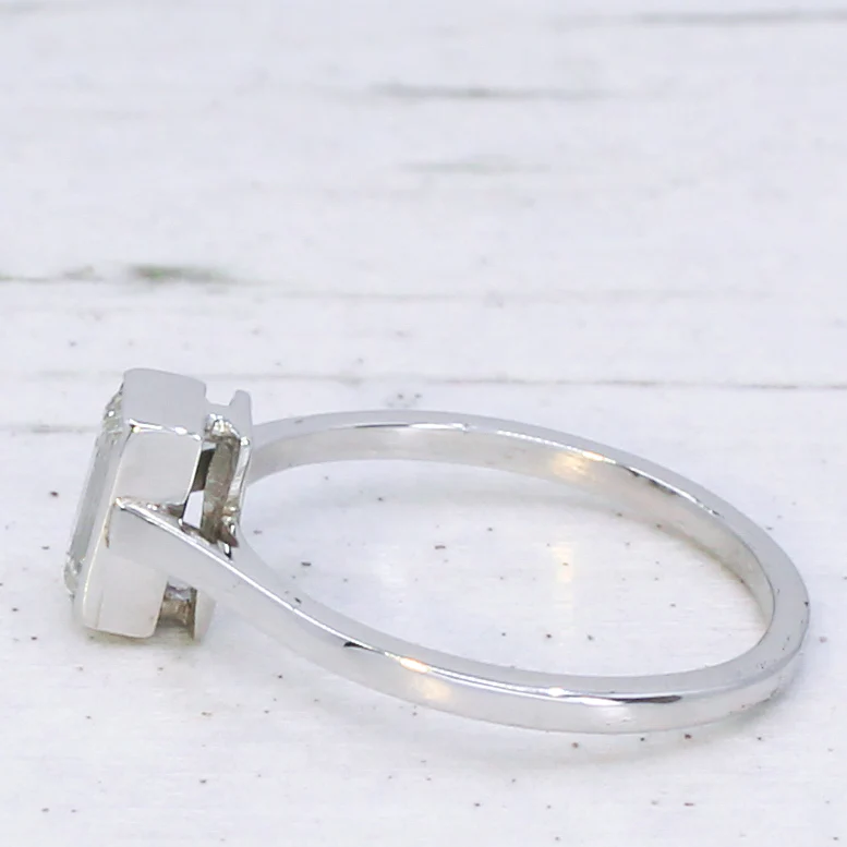 Vintage 0.50 Carat Baguette Cut Diamond Solitaire Ring, circa 1970 - Image 5