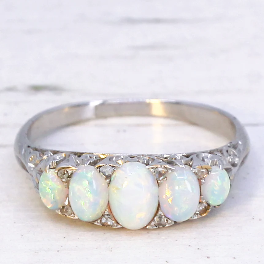 Vintage 0.90 Carat Opal Five Stone Ring, circa 1960 - Image 3
