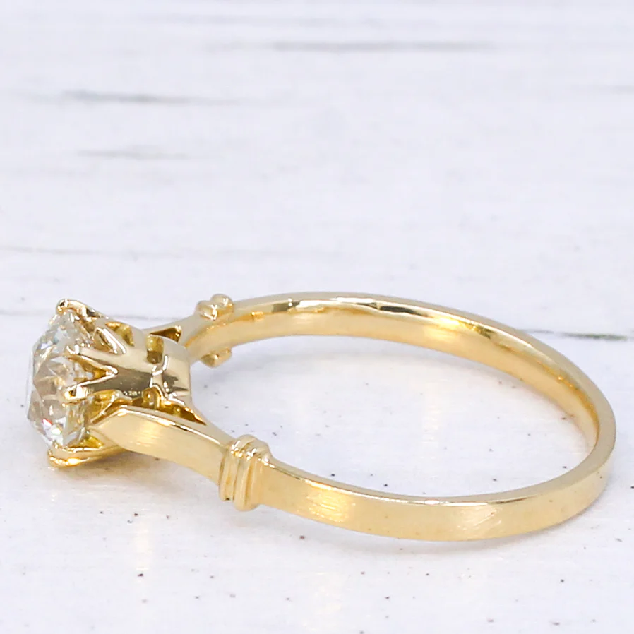 Vintage 0.93 Carat Old Cut Diamond Engagement Ring, circa 1930 - Image 4