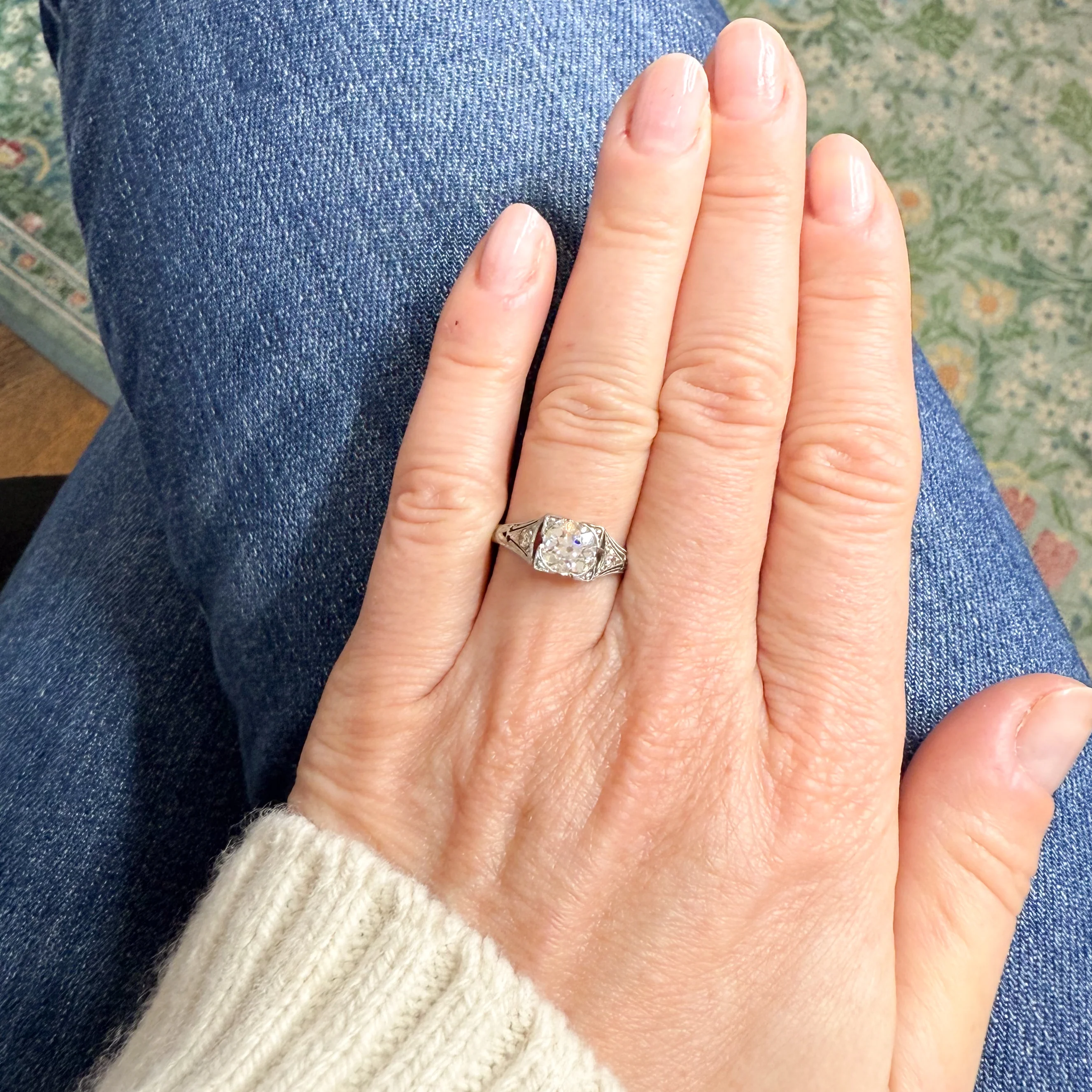 Vintage 0.99 Carat Old Cut Diamond Engagement Ring, circa 1945 - Image 6