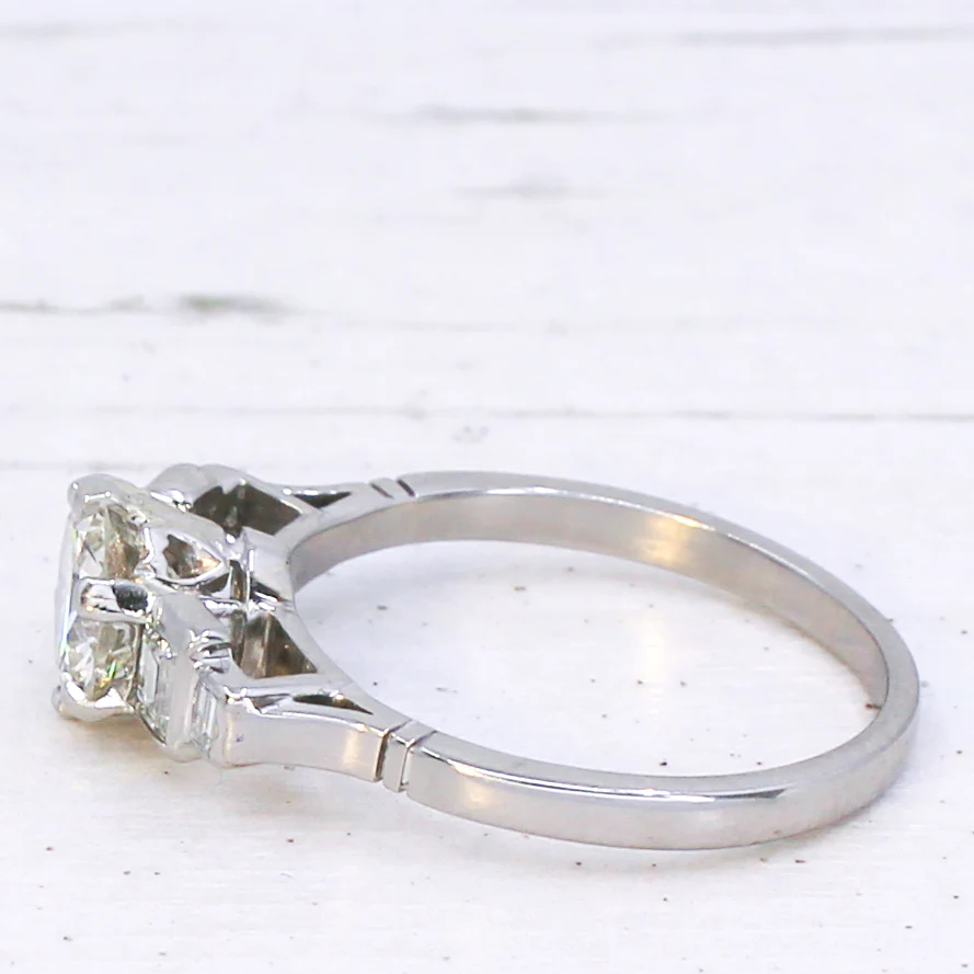 Vintage 1.06 Carat Transitional Cut Diamond Engagement Ring, circa 1960 - Image 4
