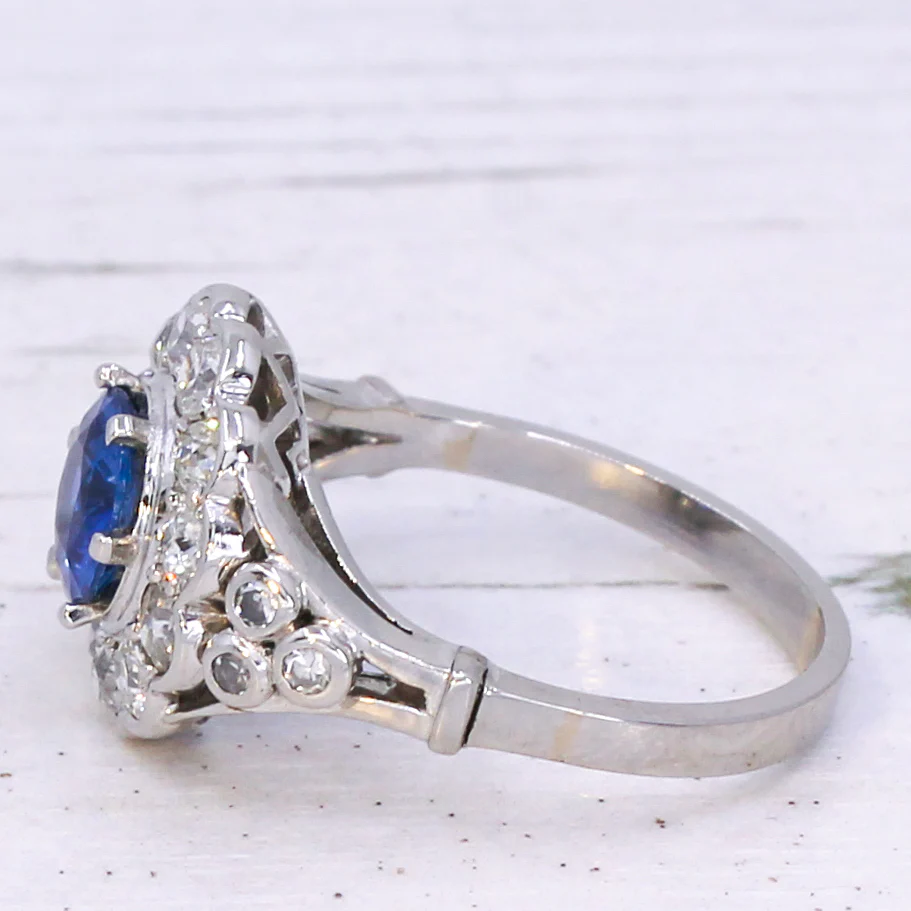 Vintage 1.06 Carat Unheated Burmese Sapphire & Diamond Ring, circa 1935 - Image 4