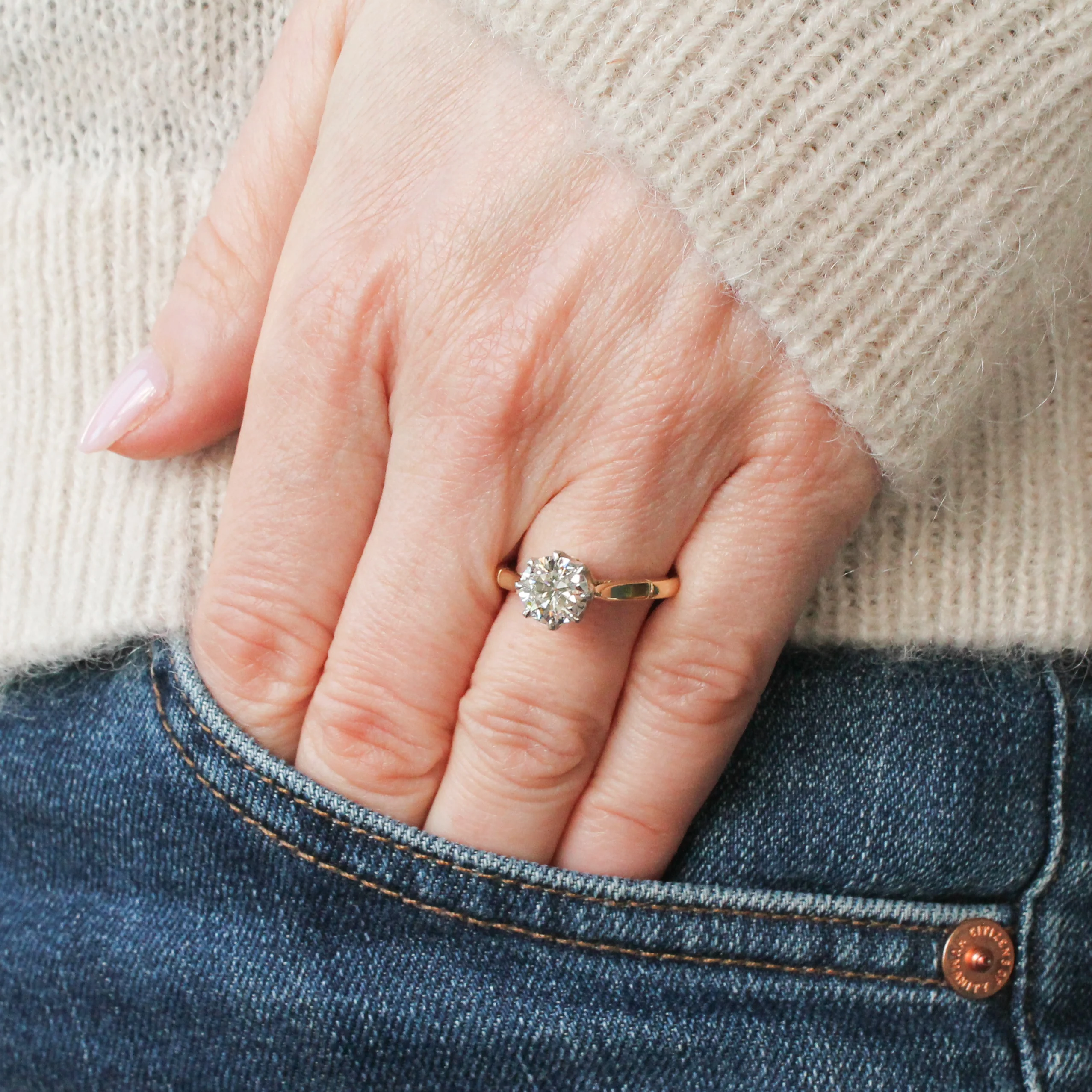 Vintage 1.16 Carat Transitional Cut Diamond Engagement Ring, circa 1955 - Image 6