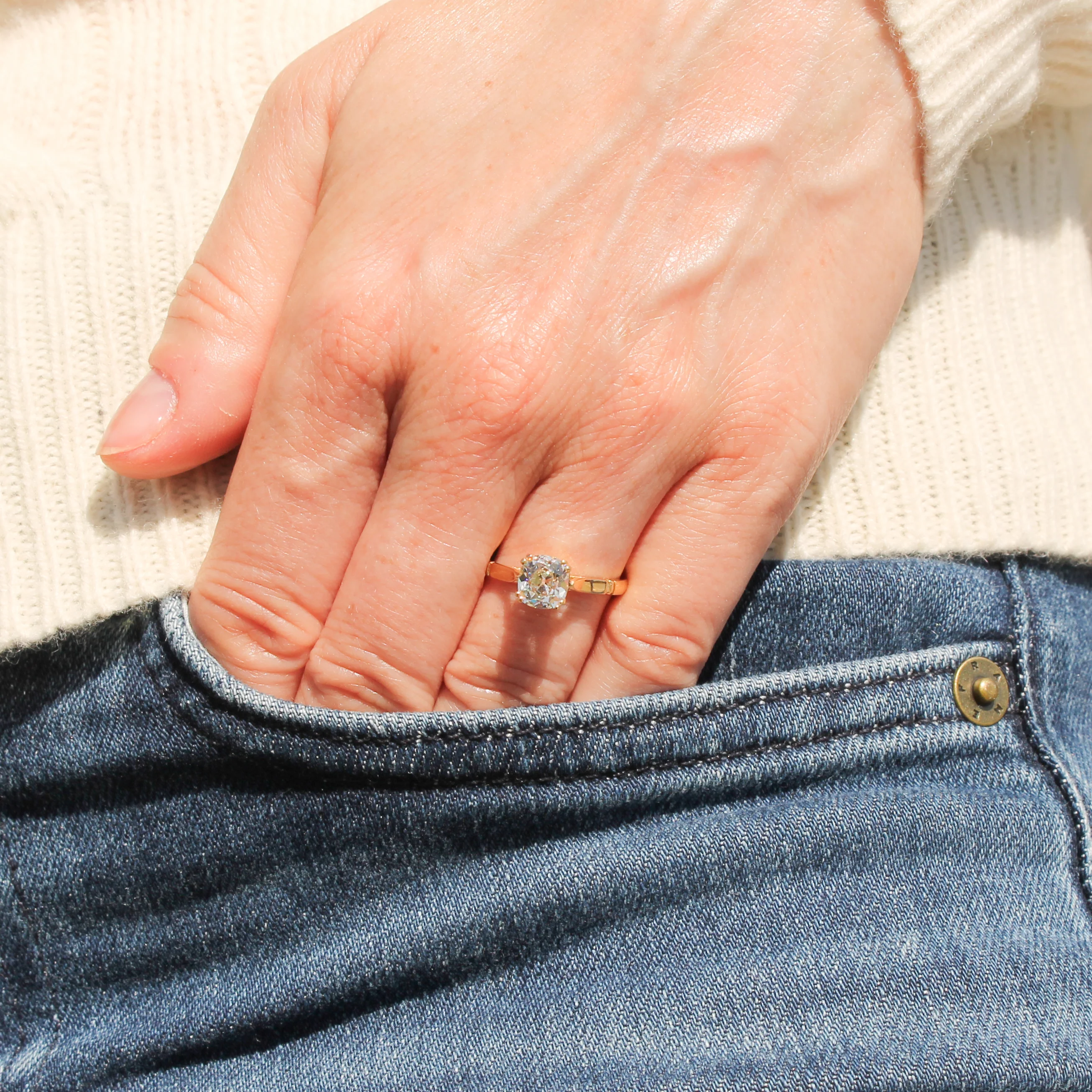 Vintage 1.26 Carat Old Cut Diamond Engagement Ring, circa 1920 - Image 2