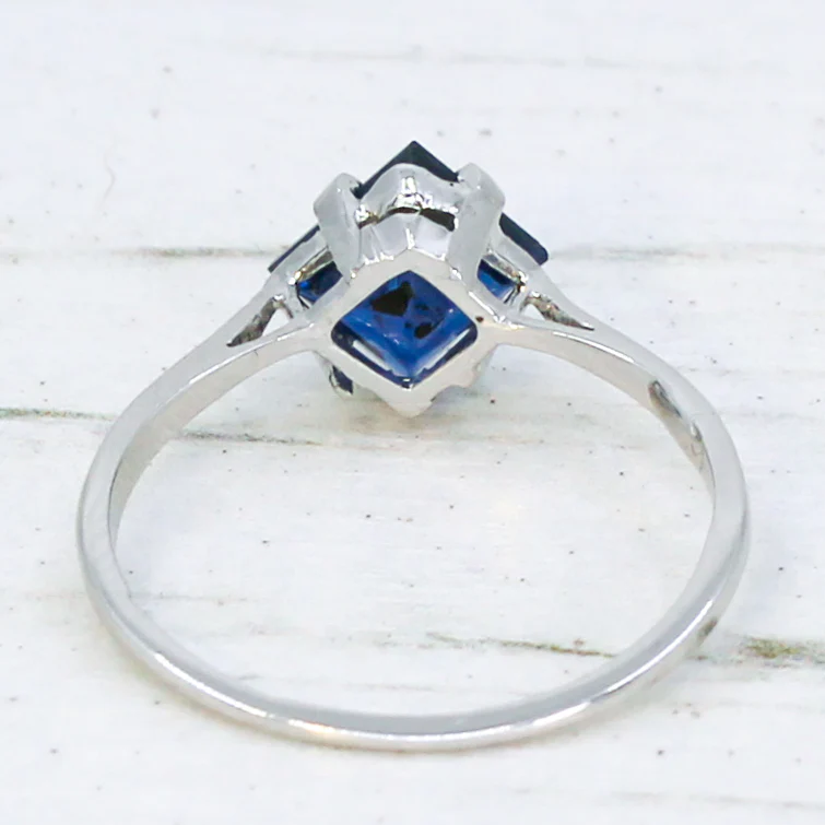 Vintage 1.44 Carat Unheated Sapphire Solitaire Ring, circa 1925 - Image 5