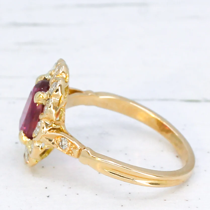 Vintage 1.70 Carat Unheated Ruby & Diamond Cluster Ring, circa 1970 - Image 4