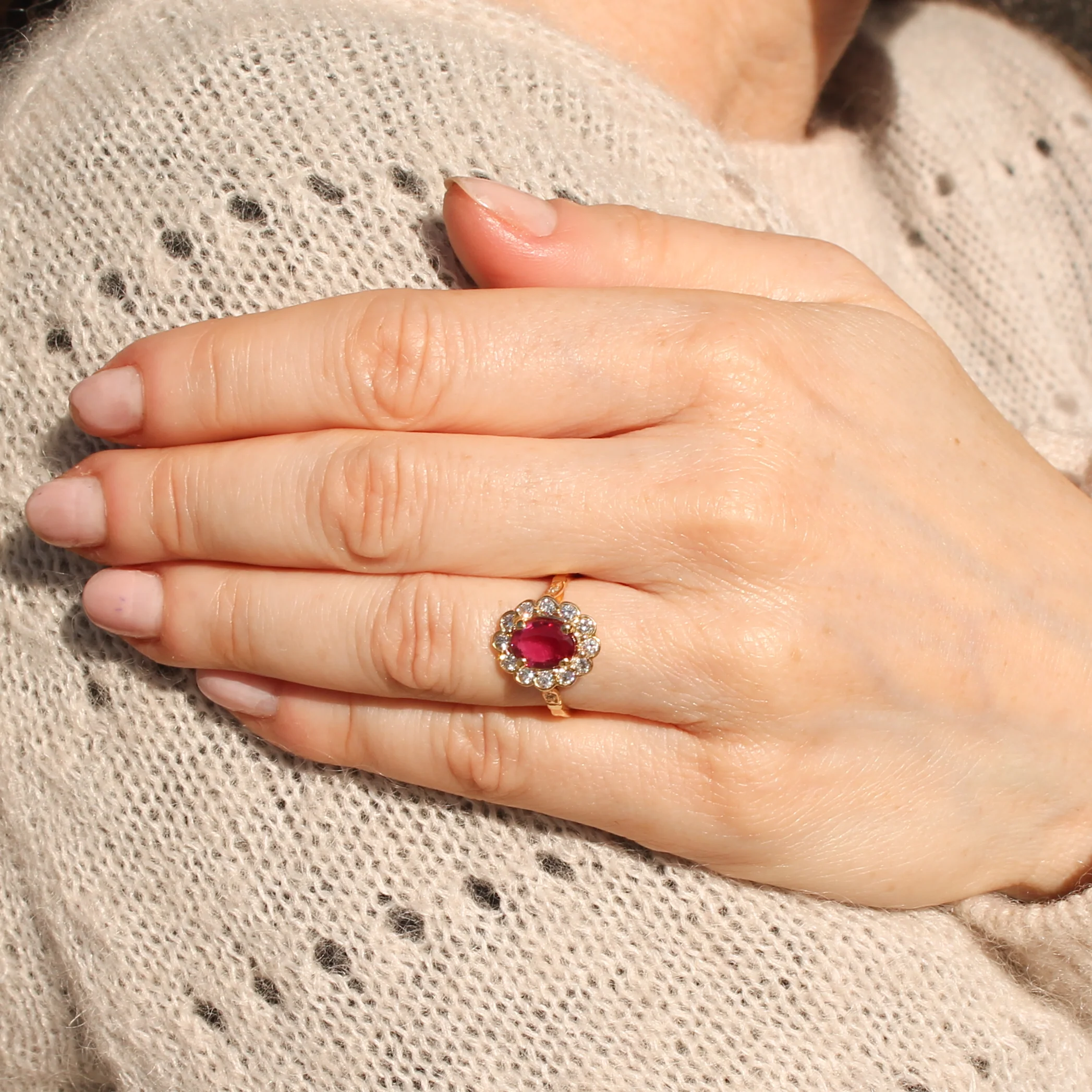 Vintage 1.70 Carat Unheated Ruby & Diamond Cluster Ring, circa 1970 - Image 7