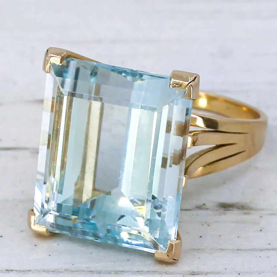Vintage 15.00 Carat Aquamarine Solitaire Ring, circa 1960