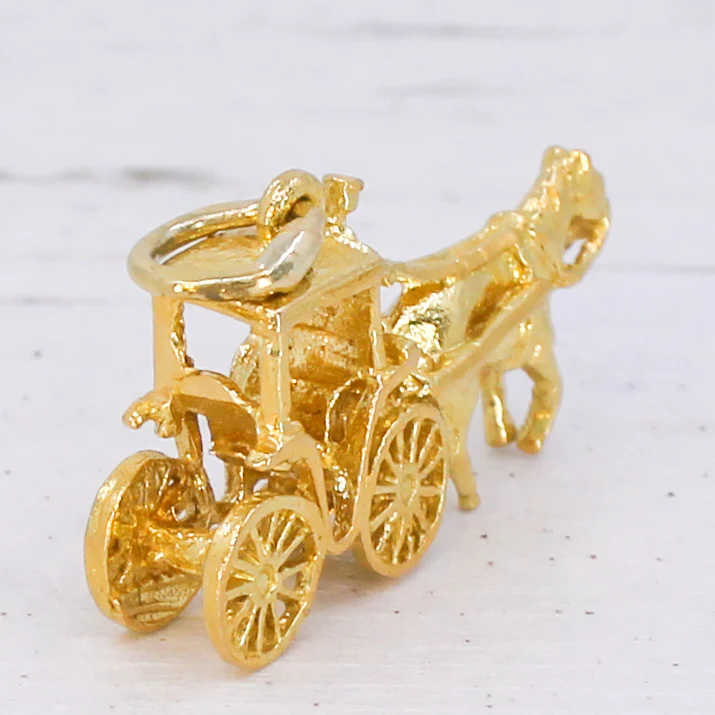 Vintage 18k Gold Horse & Carriage / Pendant Charm, circa 1970 - Image 7