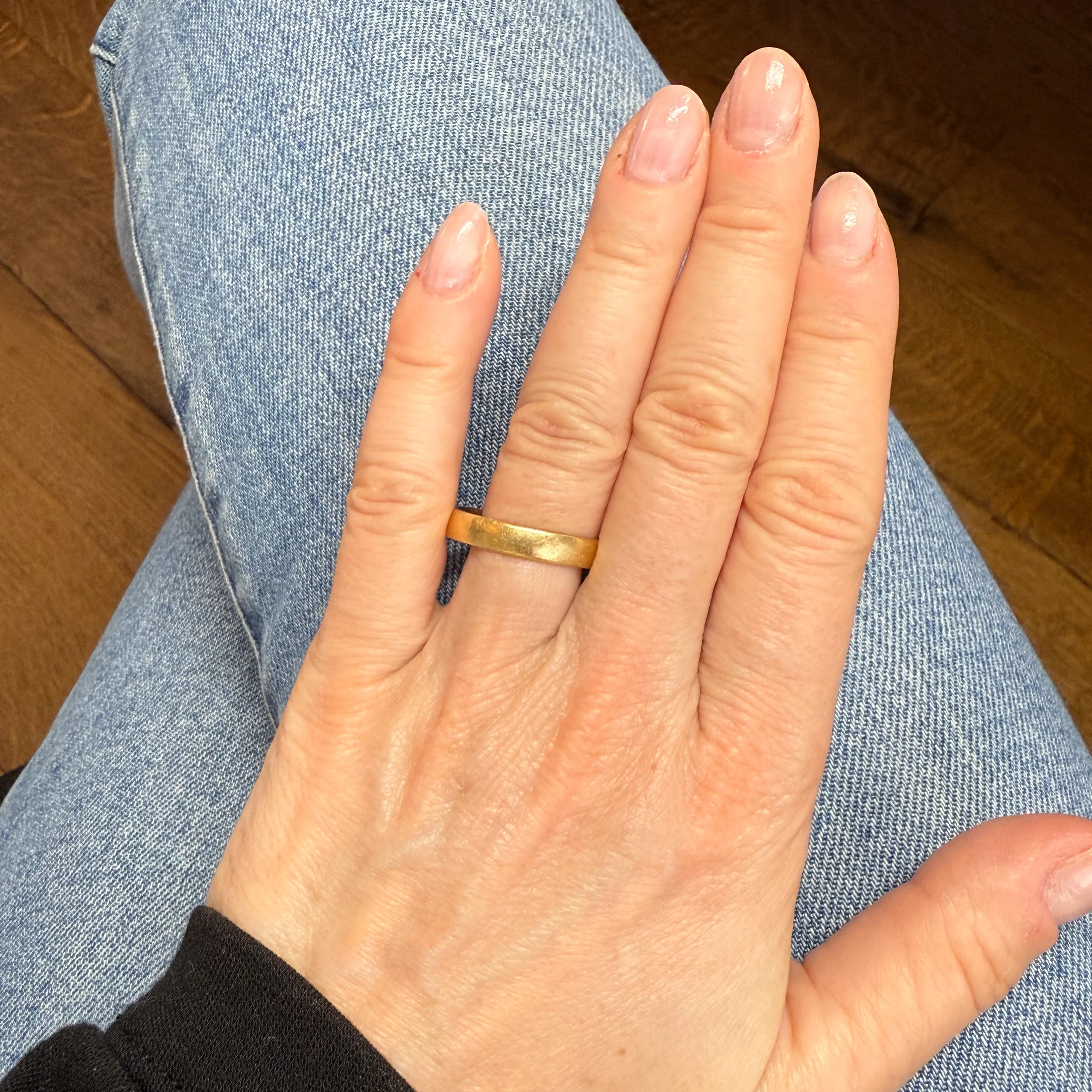 Vintage 18k Yellow Gold Wedding Band Ring, size V 1/2 - Image 3