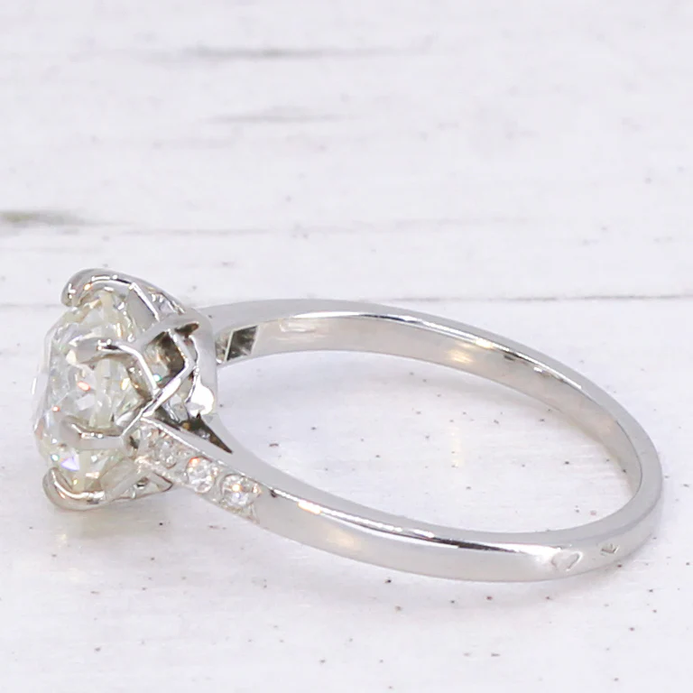Vintage 2.25 Carat Old Cut Diamond Engagement Ring, circa 1930 - Image 4