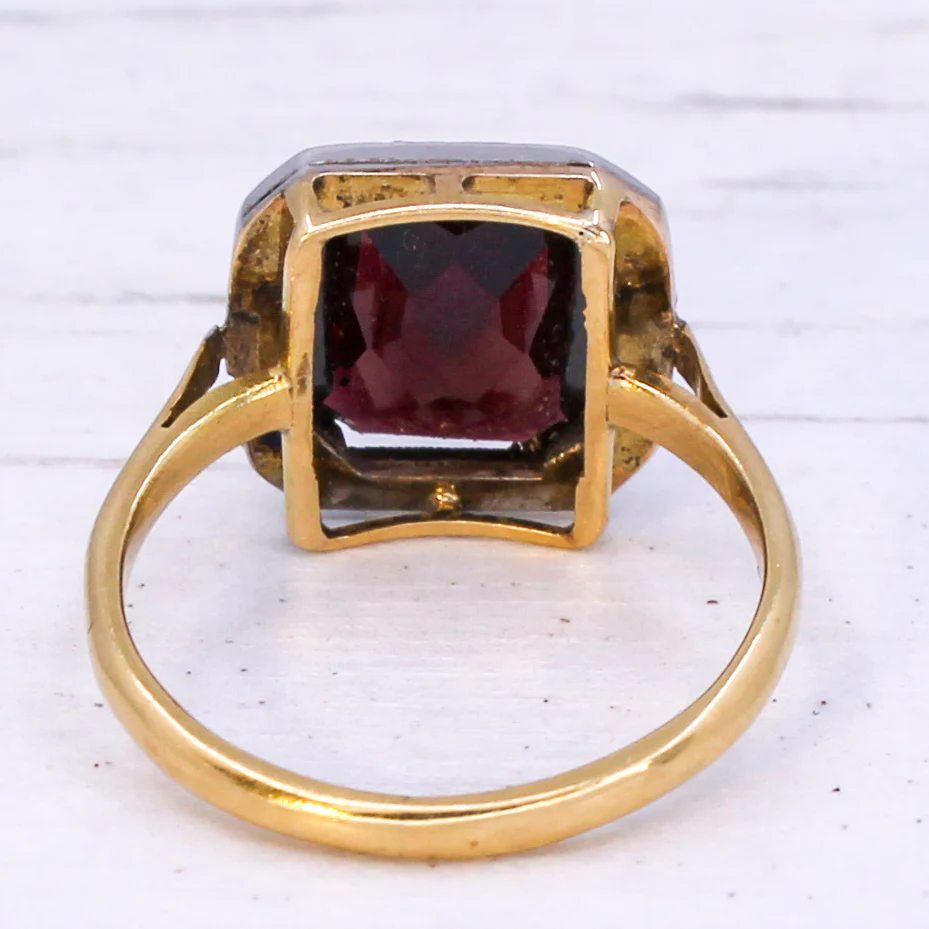 Vintage 4.75 Carat Almandine Garnet Ring, circa 1960 - Image 5