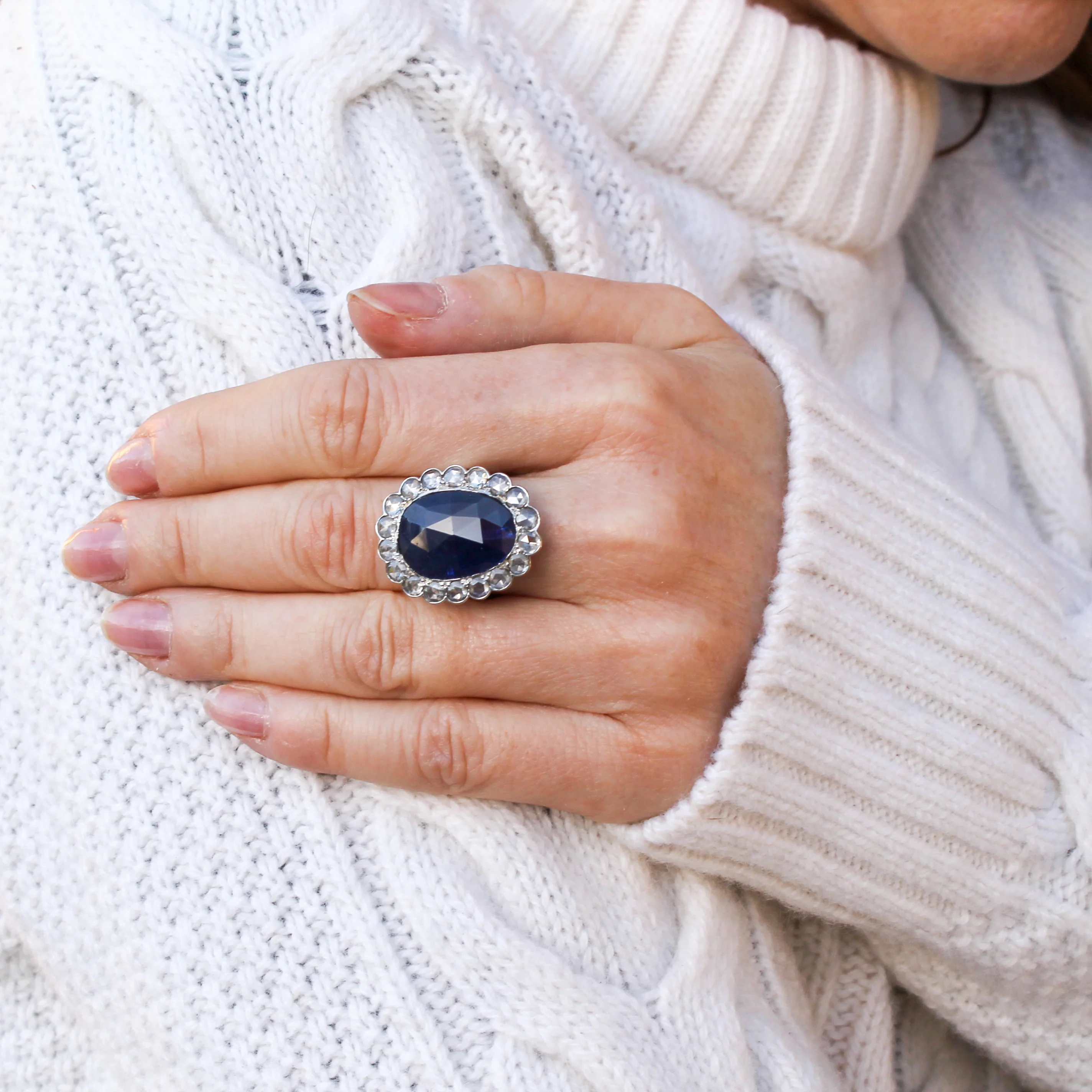Vintage 8.92 Carat Unheated Burmese Sapphire & Diamond Ring, circa 1960 - Image 7