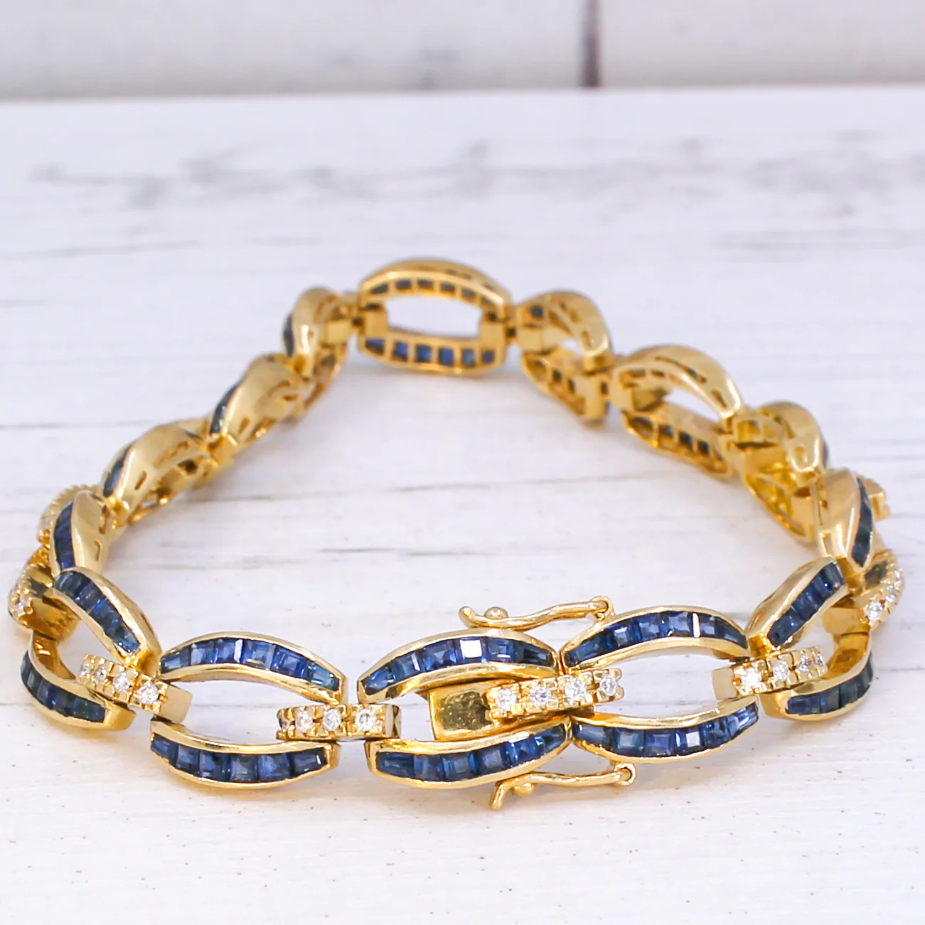 Vintage 9.30 Carat Natural Sapphire & Diamond Bracelet, circa 1960 - Image 3