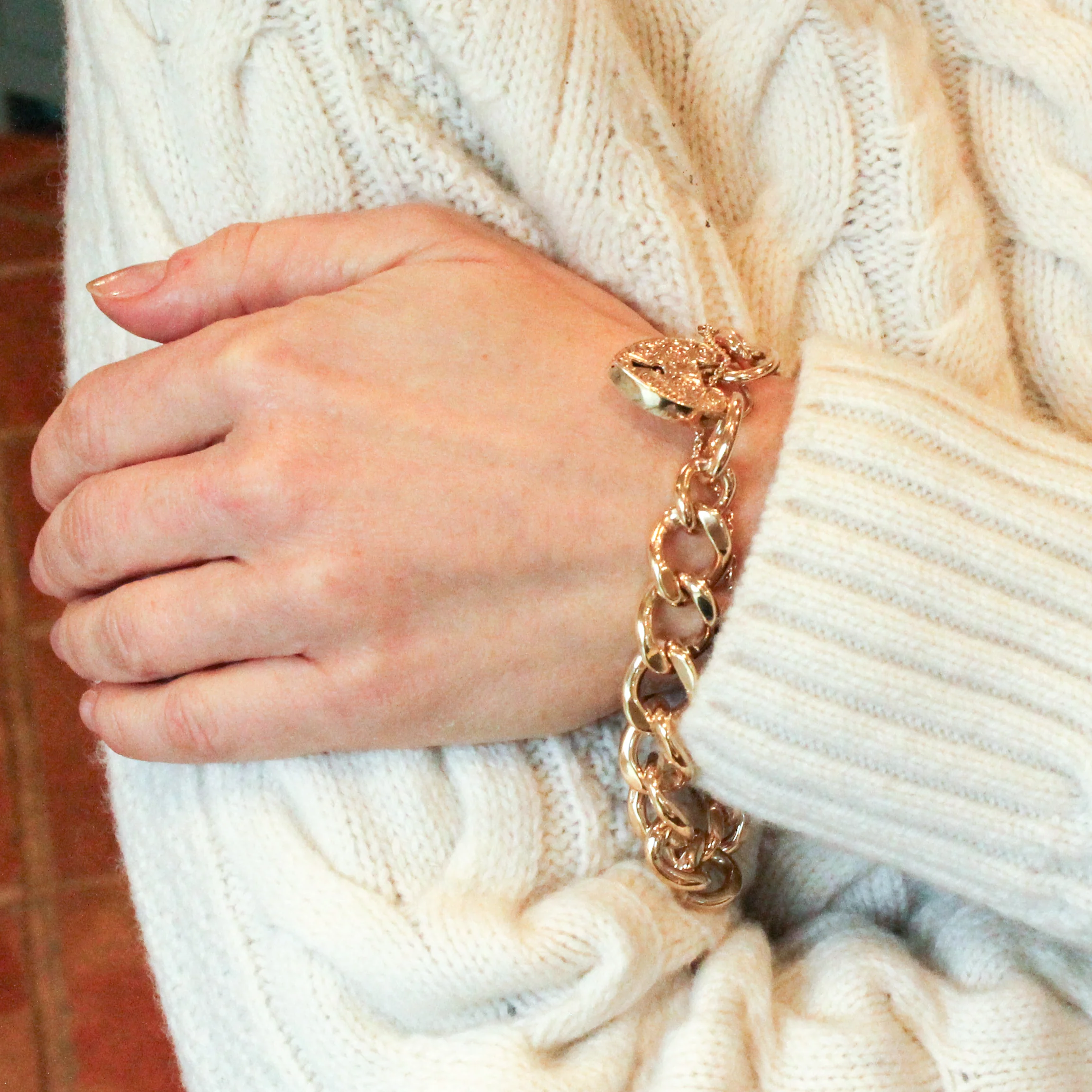 Vintage 9k Gold Curb Link Padlock Bracelet, dated 1967 - Image 4