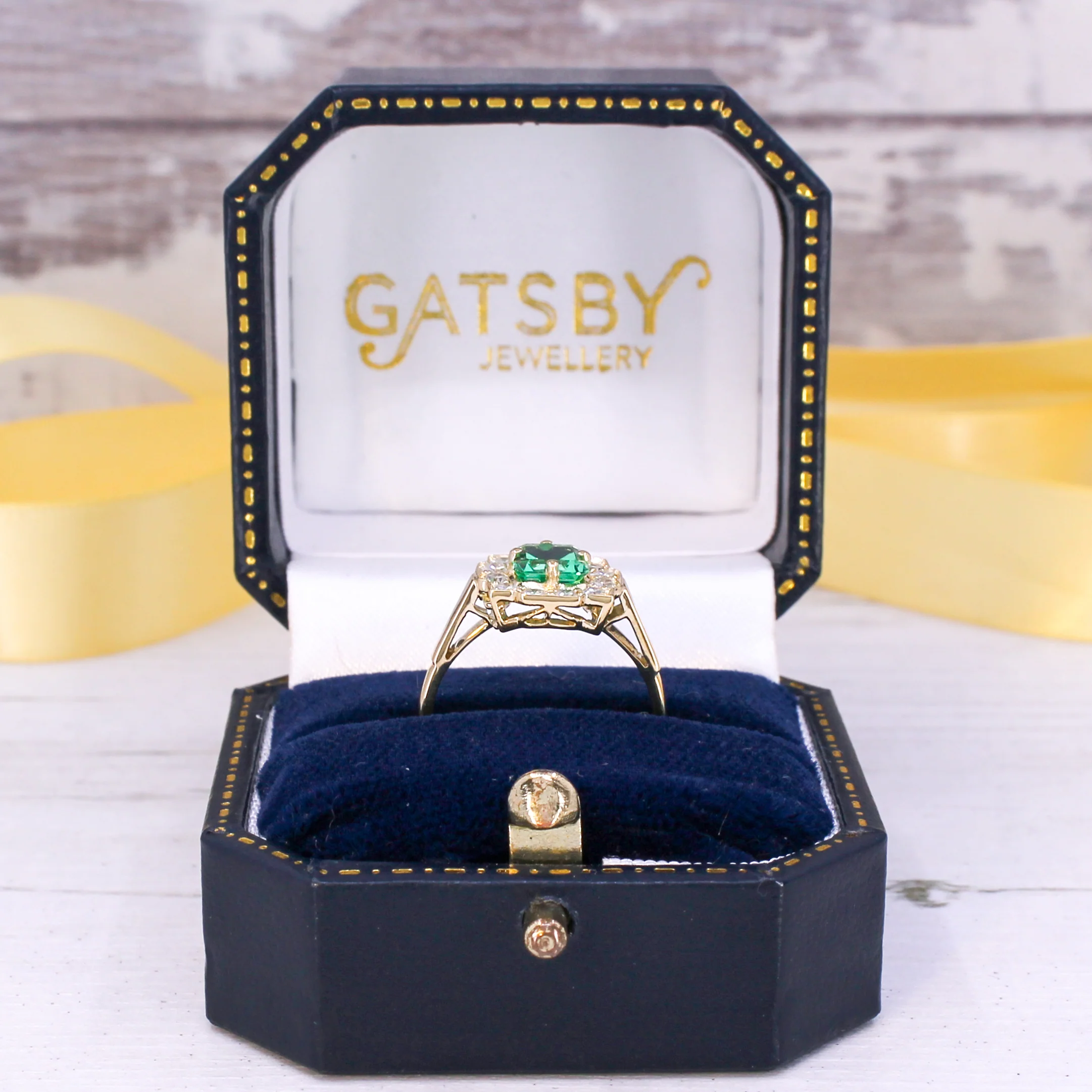Vintage Colombian Emerald & Diamond Cluster Ring, circa 1930 - Image 8