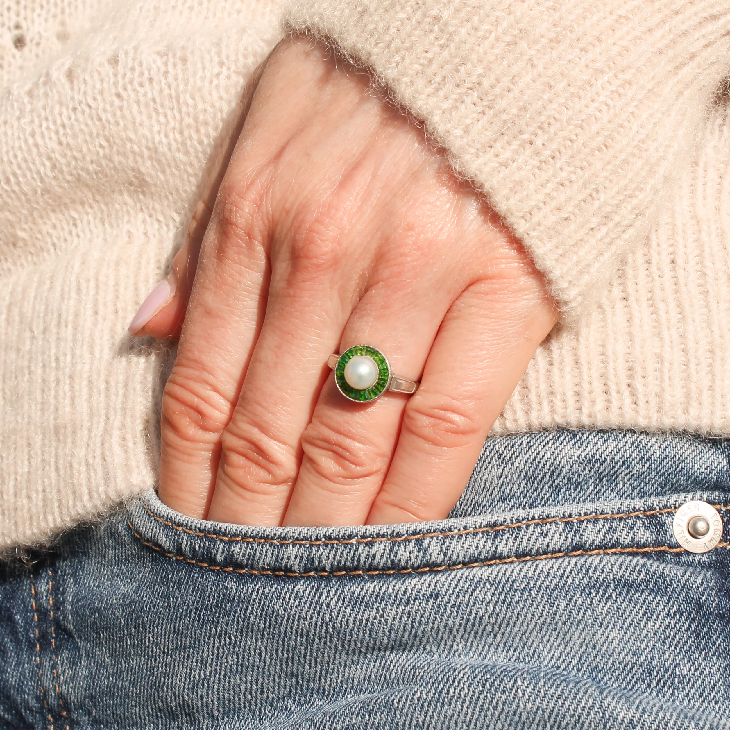 Vintage Pearl & Tsavorite Garnet Cluster Ring, circa 1975 - Image 7