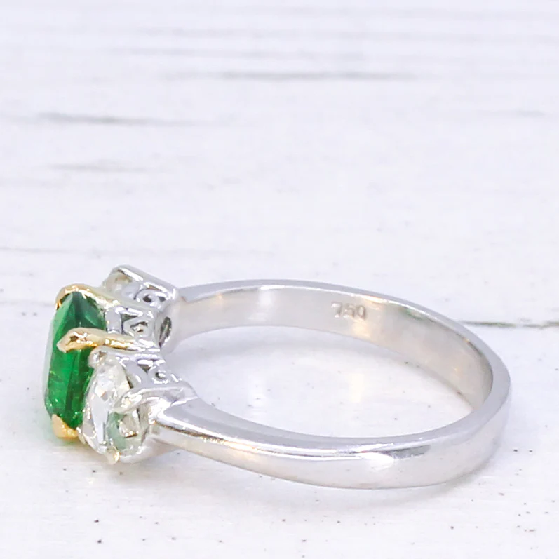 Vintage Tsavorite Garnet & Rose Cut Diamond Three Stone Ring, circa 1980 - Image 4