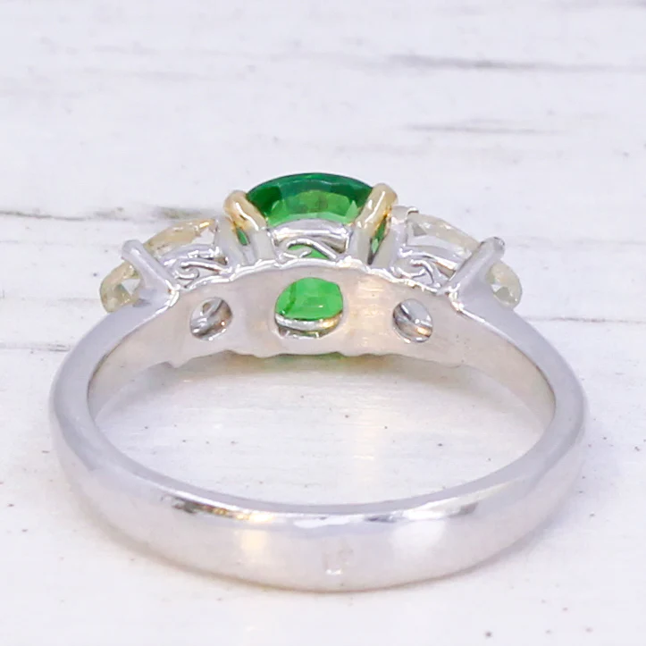 Vintage Tsavorite Garnet & Rose Cut Diamond Three Stone Ring, circa 1980 - Image 5