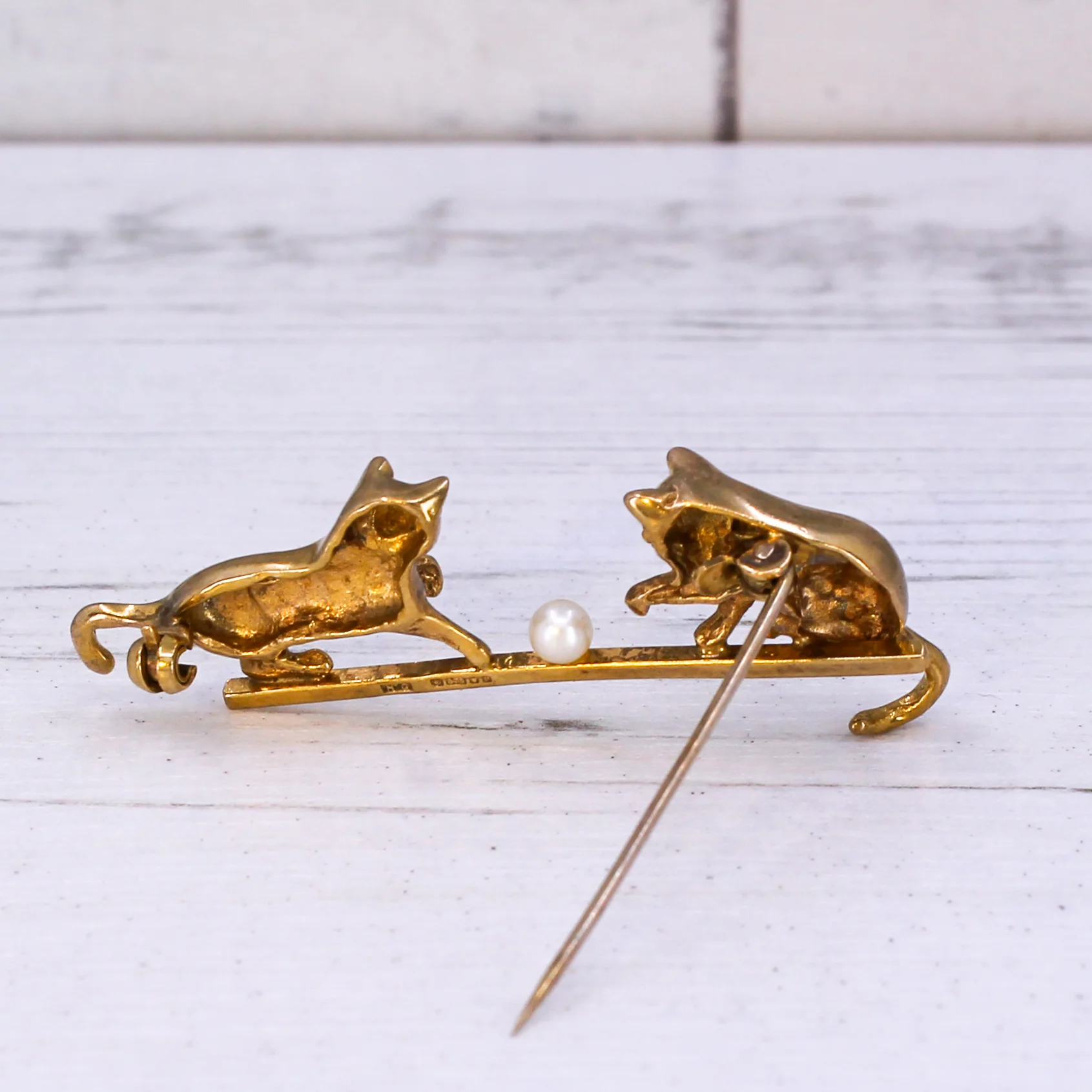 Vintage Two Cats Pin Brooch, dated 1995 - Image 5